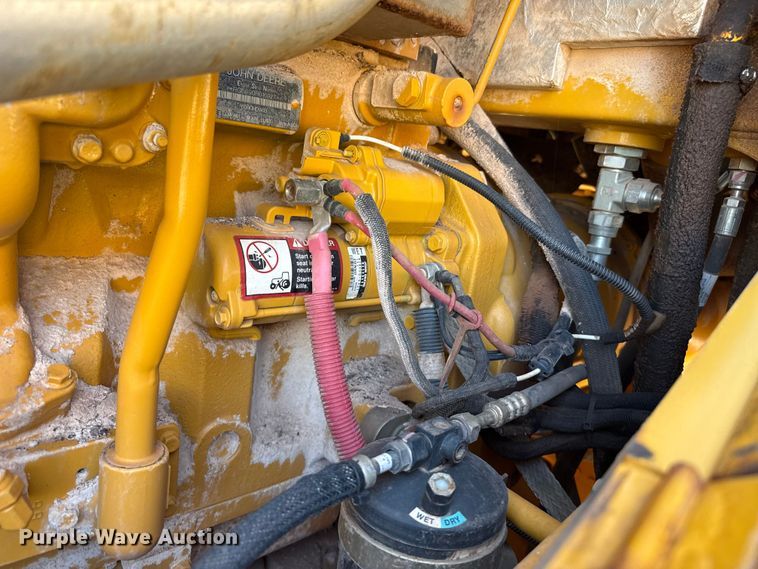 image for item EW4112 2012 John Deere 724K wheel loader