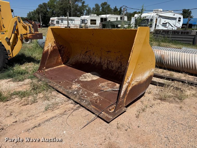 image for item EW4112 2012 John Deere 724K wheel loader