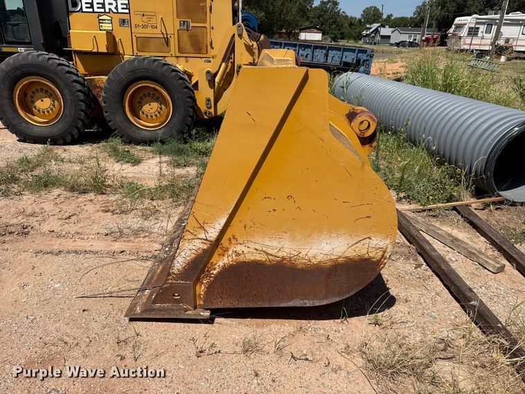 image for item EW4112 2012 John Deere 724K wheel loader