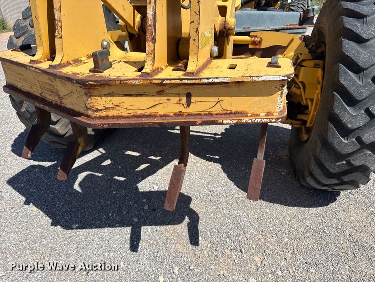 image for item EW4113 2009 John Deere 772D motor grader