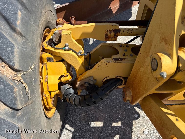 image for item EW4113 2009 John Deere 772D motor grader