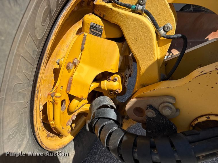 image for item EW4113 2009 John Deere 772D motor grader