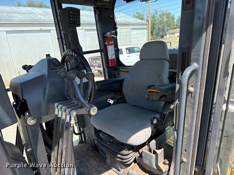 image for item EW4113 2009 John Deere 772D motor grader