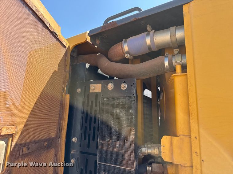 image for item EW4113 2009 John Deere 772D motor grader