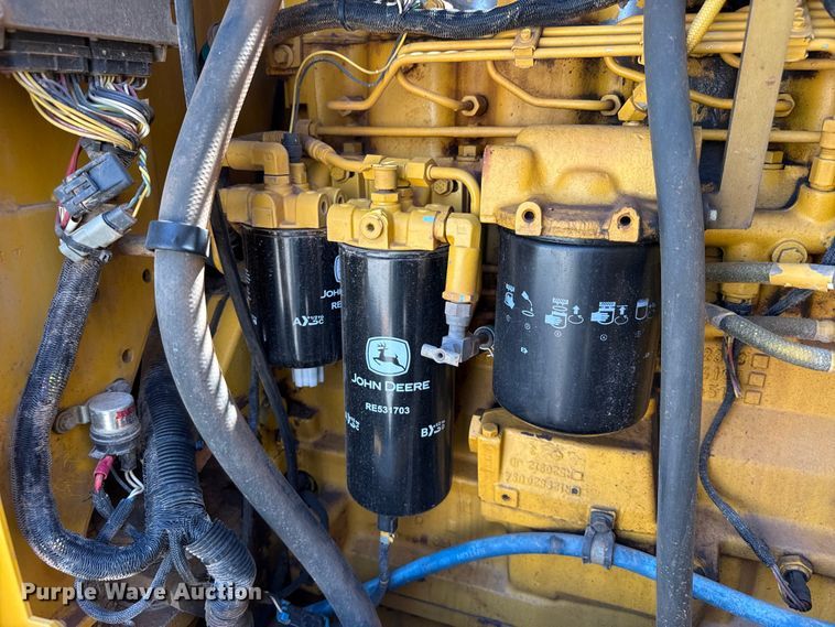 image for item EW4113 2009 John Deere 772D motor grader
