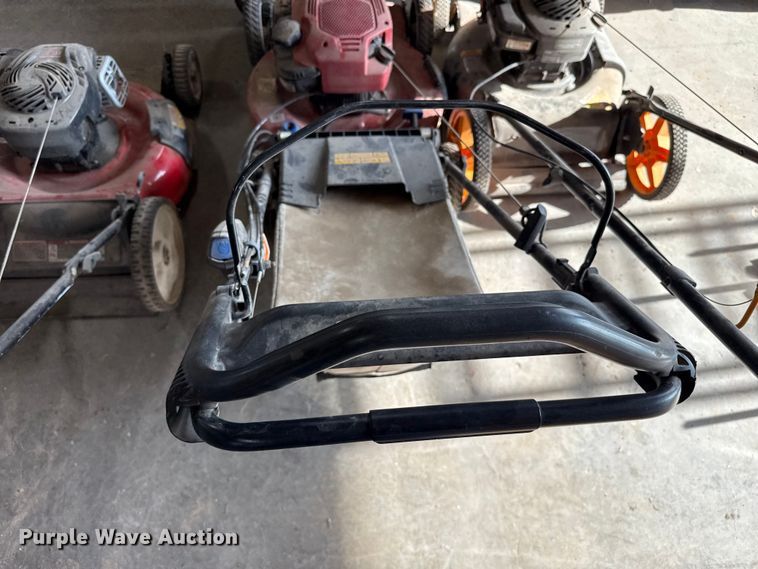 image for item EW4120 Lawn equpment