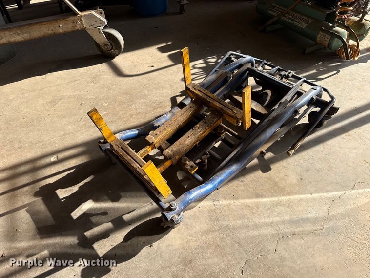 image for item EW4120 Lawn equpment