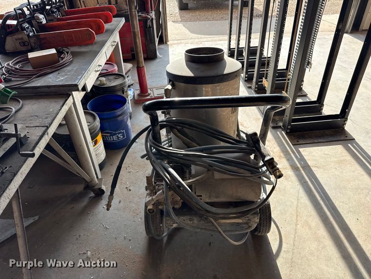 image for item EW4120 Lawn equpment