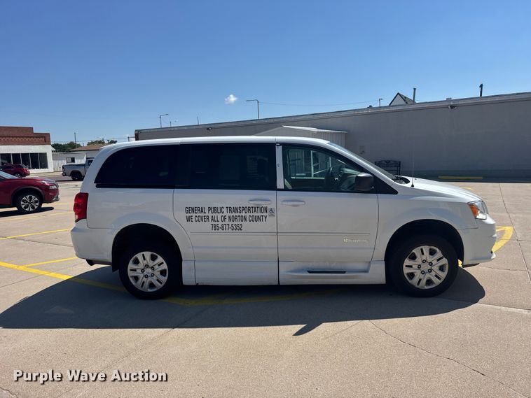 image for item EW4980 2015 Dodge Grand Caravan handicap accessible van