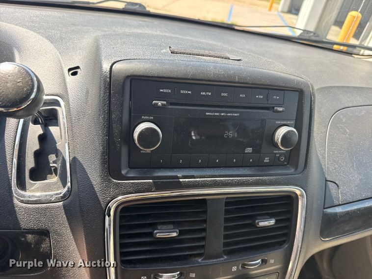 image for item EW4980 2015 Dodge Grand Caravan handicap accessible van