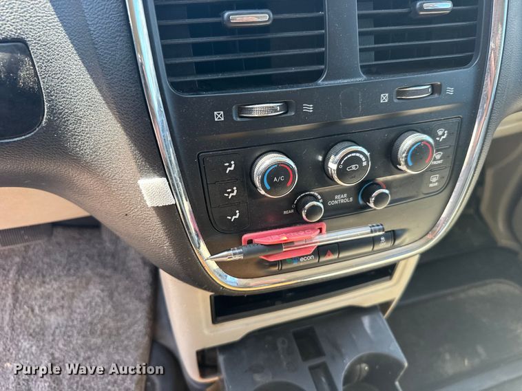 image for item EW4980 2015 Dodge Grand Caravan handicap accessible van