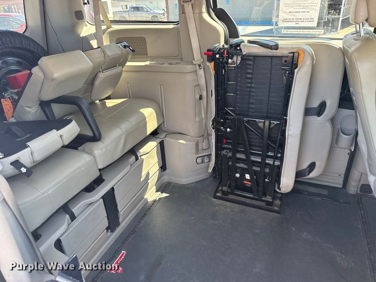 image for item EW4980 2015 Dodge Grand Caravan handicap accessible van