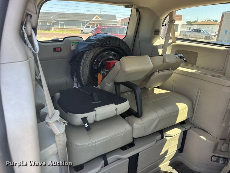 image for item EW4980 2015 Dodge Grand Caravan handicap accessible van
