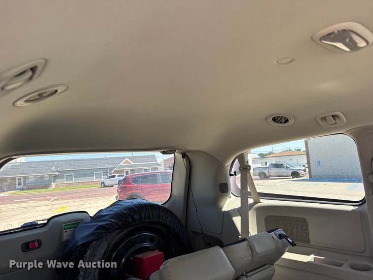 image for item EW4980 2015 Dodge Grand Caravan handicap accessible van