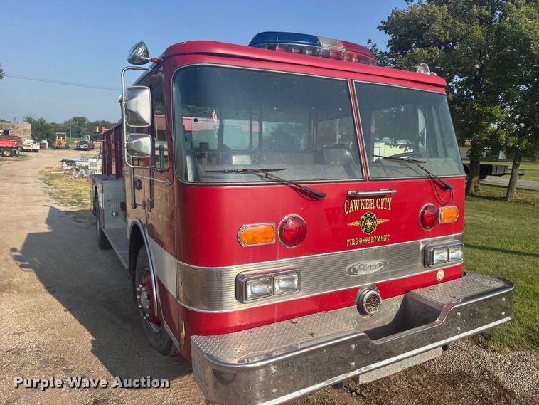 image for item EW4981 1988 Pierce Arrow  pumper fire truck