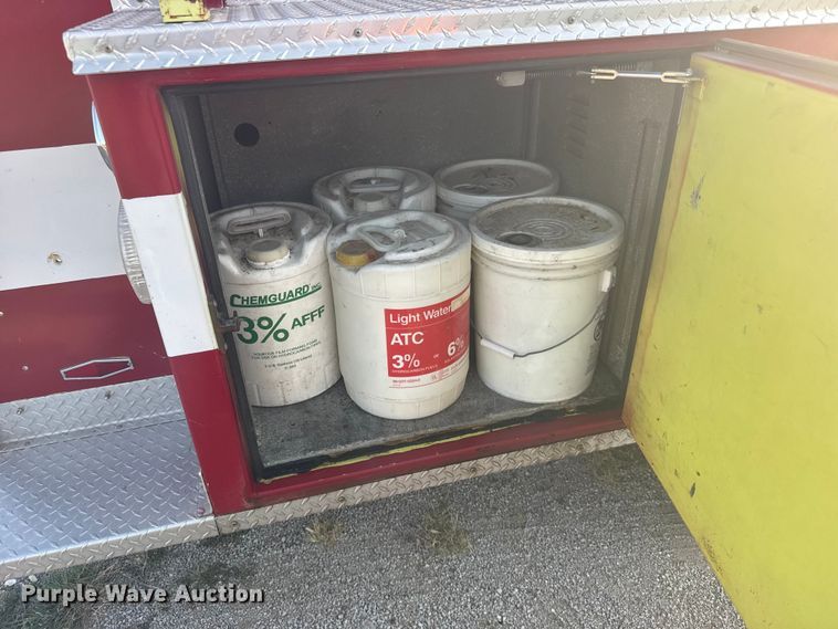 image for item EW4981 1988 Pierce Arrow  pumper fire truck