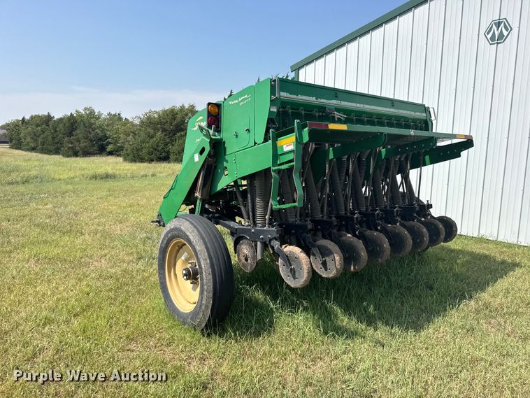 image for item EW4985 2009 Great Plains 1006NT-1575 no-till grain drill