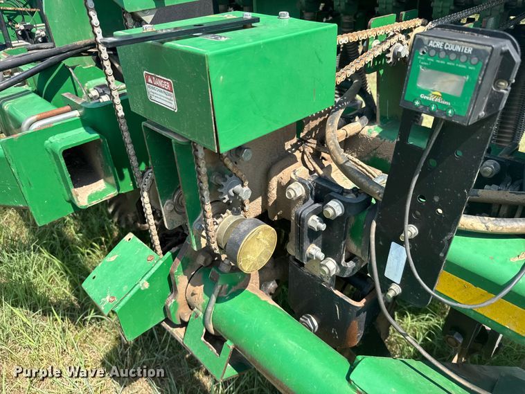 image for item EW4985 2009 Great Plains 1006NT-1575 no-till grain drill