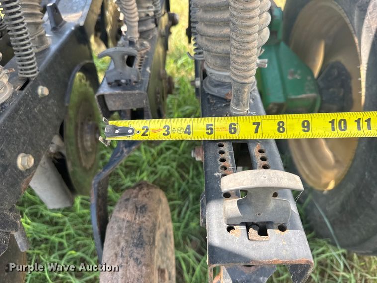image for item EW4985 2009 Great Plains 1006NT-1575 no-till grain drill