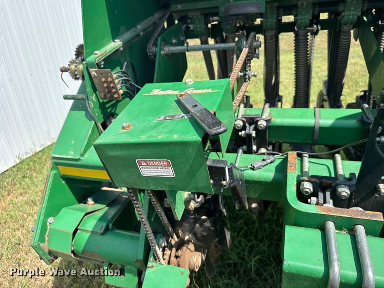 image for item EW4985 2009 Great Plains 1006NT-1575 no-till grain drill
