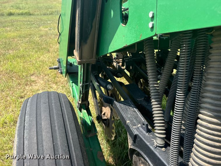 image for item EW4985 2009 Great Plains 1006NT-1575 no-till grain drill