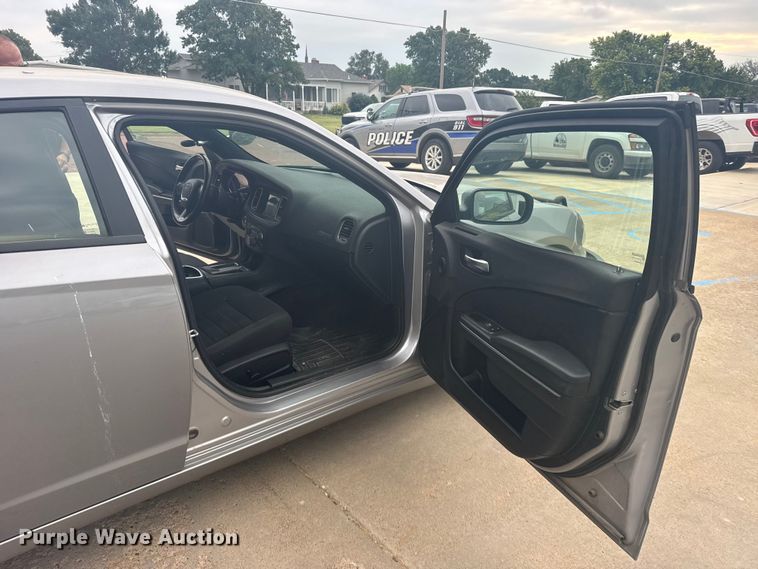 image for item EW4989 2018 Dodge Charger Police 