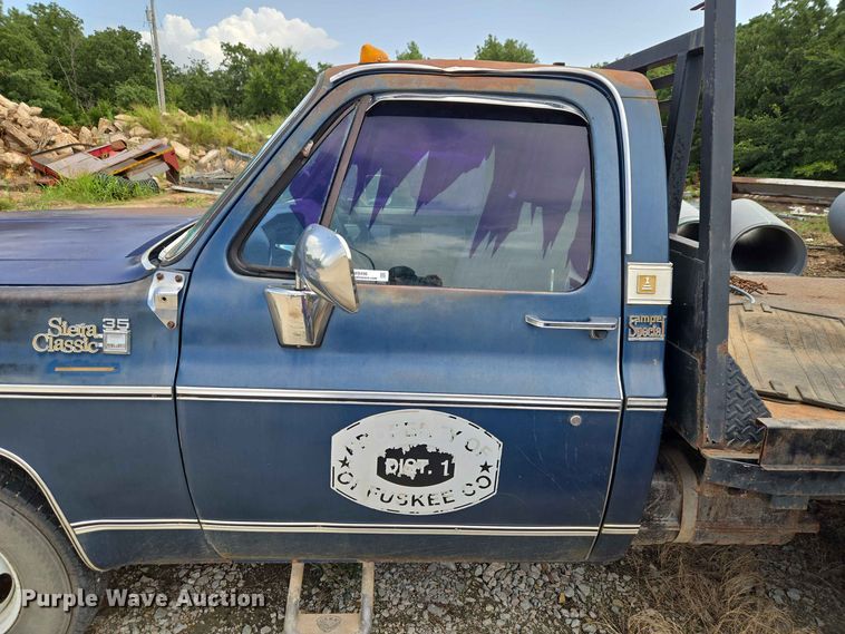 image for item EW8496 1980 GMC Sierra 35 Camper Special flatbed pickup truck