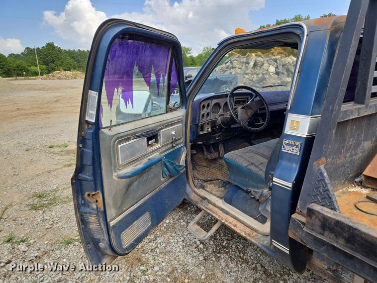 image for item EW8496 1980 GMC Sierra 35 Camper Special flatbed pickup truck
