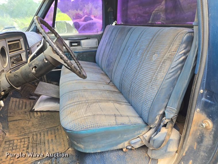 image for item EW8496 1980 GMC Sierra 35 Camper Special flatbed pickup truck