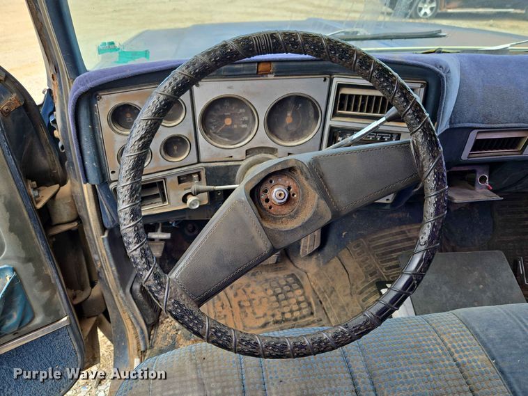 image for item EW8496 1980 GMC Sierra 35 Camper Special flatbed pickup truck