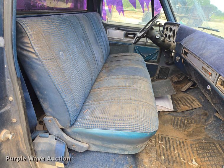 image for item EW8496 1980 GMC Sierra 35 Camper Special flatbed pickup truck