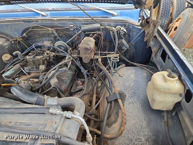 image for item EW8496 1980 GMC Sierra 35 Camper Special flatbed pickup truck