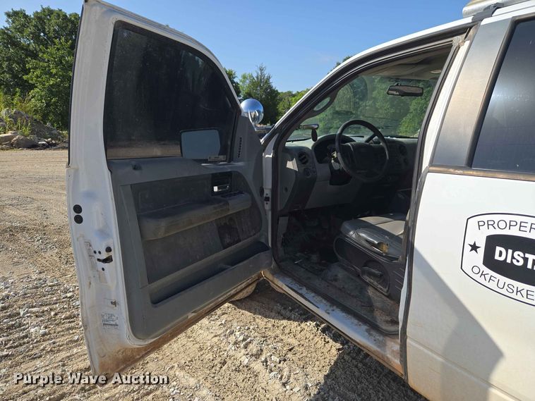 image for item EW8498 2007 Ford F150 Ext. Cab pickup truck