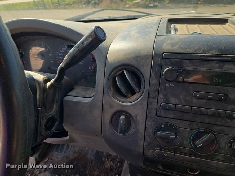 image for item EW8498 2007 Ford F150 Ext. Cab pickup truck