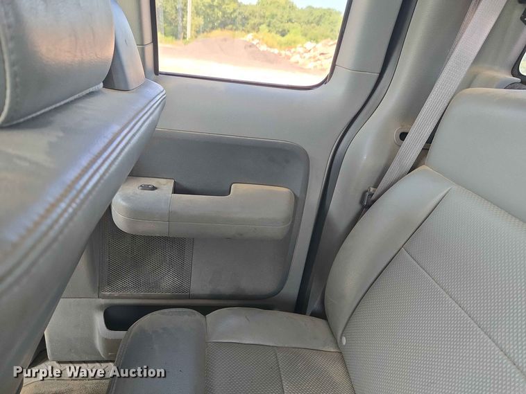 image for item EW8498 2007 Ford F150 Ext. Cab pickup truck