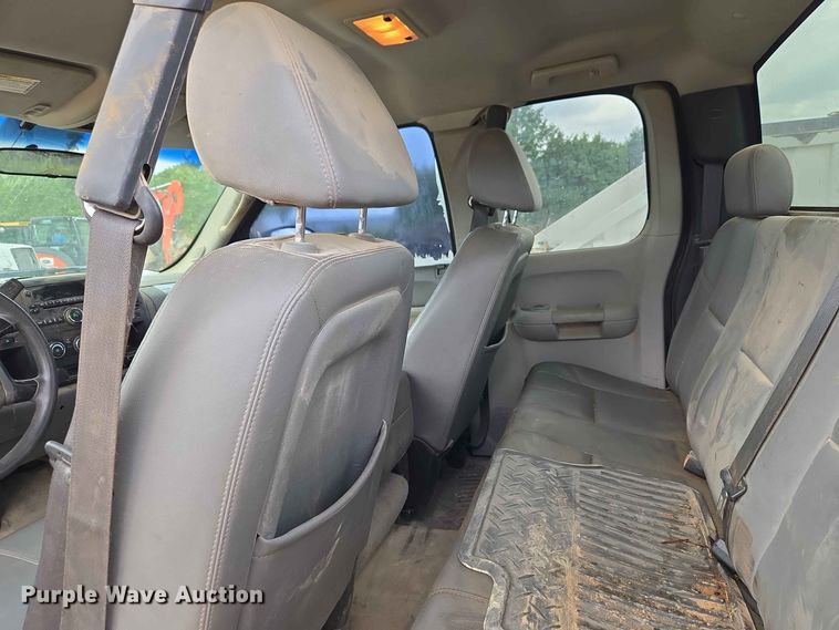 image for item EW8499 2008 Chevrolet Silverado 1500 Ext. Cab pickup truck