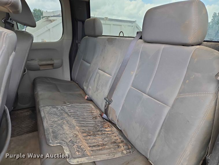 image for item EW8499 2008 Chevrolet Silverado 1500 Ext. Cab pickup truck