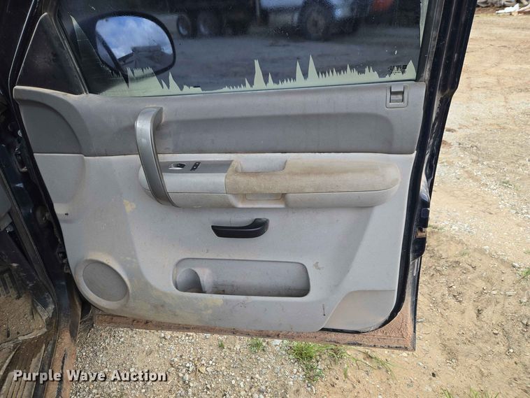 image for item EW8499 2008 Chevrolet Silverado 1500 Ext. Cab pickup truck