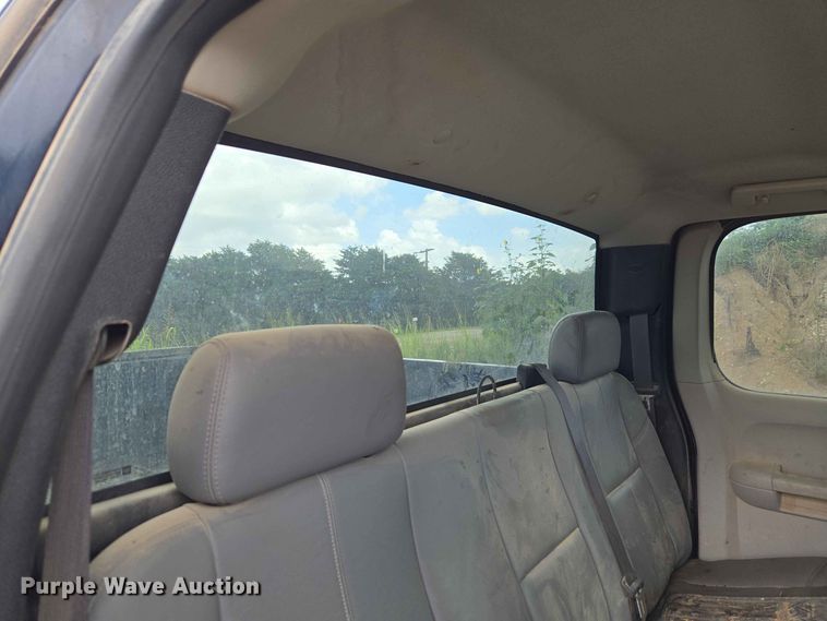 image for item EW8499 2008 Chevrolet Silverado 1500 Ext. Cab pickup truck