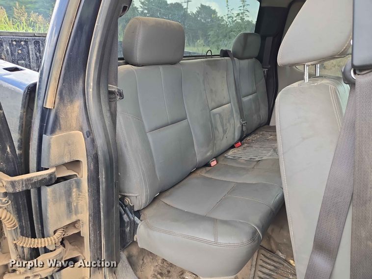 image for item EW8499 2008 Chevrolet Silverado 1500 Ext. Cab pickup truck