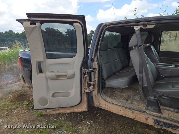 image for item EW8499 2008 Chevrolet Silverado 1500 Ext. Cab pickup truck