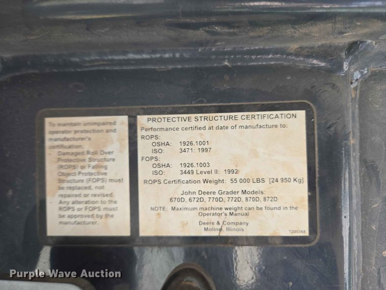 image for item EW8500 2005 John Deere 670D motor grader