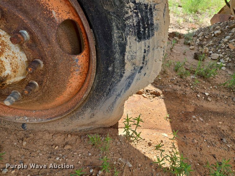 image for item EW8501 1992 Ranch Manufacturing Co. bottom dump trailer