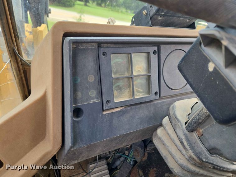 image for item EW8502 1994 Caterpillar IT18F wheel loader