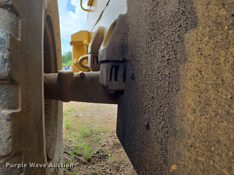image for item EW8502 1994 Caterpillar IT18F wheel loader