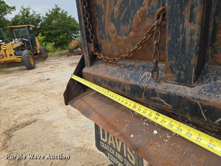 image for item EW8503 2007 International SF637 dump truck