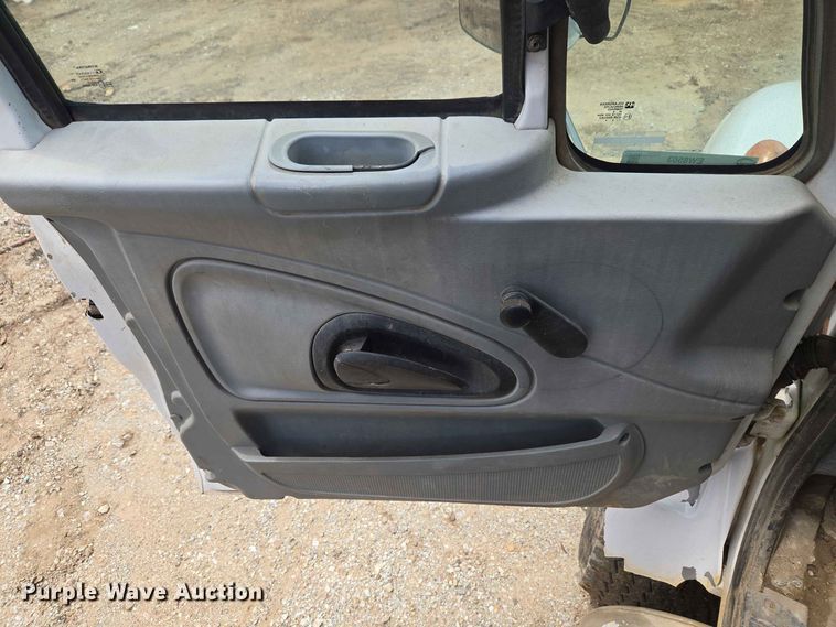 image for item EW8503 2007 International SF637 dump truck