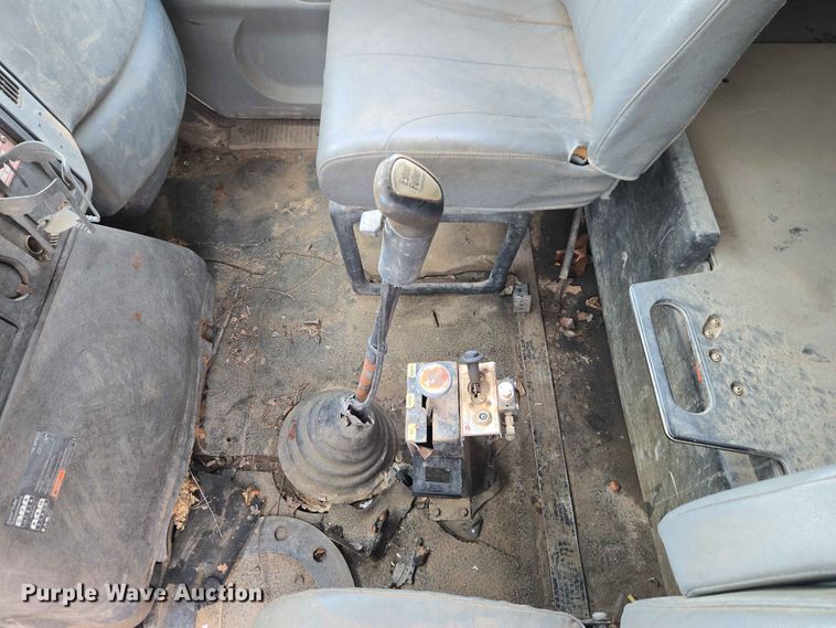 image for item EW8503 2007 International SF637 dump truck