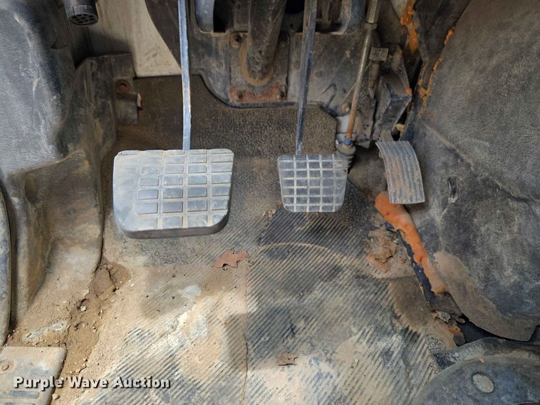 image for item EW8503 2007 International SF637 dump truck