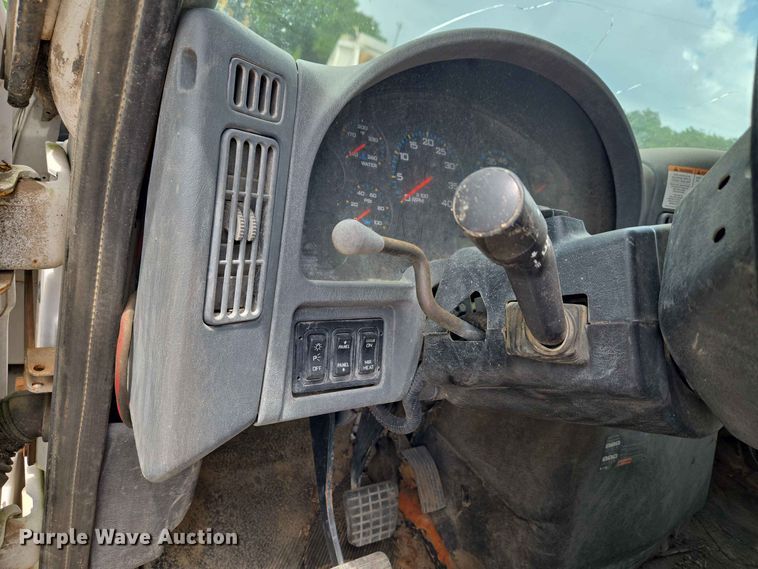 image for item EW8503 2007 International SF637 dump truck